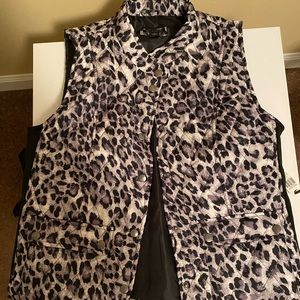 grey/black cheetah print vest NWT